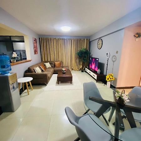 Lovely 2Bedroom Condo, Free Parking On Premises.. Nairobi Buitenkant foto