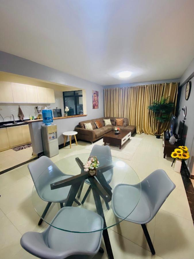 Lovely 2Bedroom Condo, Free Parking On Premises.. Nairobi Buitenkant foto